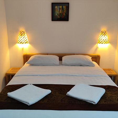 Keyani Bungalows Lovina Extérieur photo